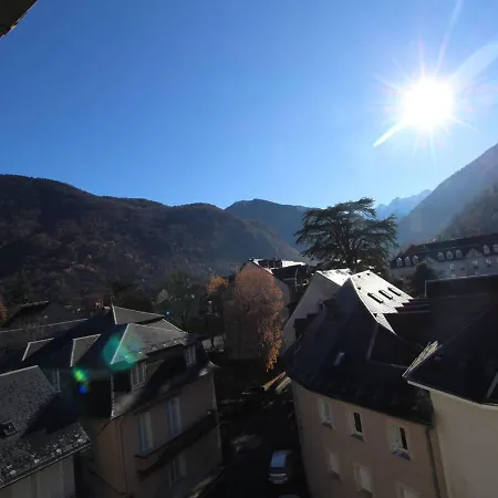 Lägenhet Luchon : 2 Pers, Balcon Sud, Parking, Proche Thermes - Fr-1-313-217 *