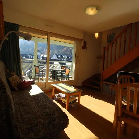 Lägenhet Luchon : 2 Pers, Balcon Sud, Parking, Proche Thermes - Fr-1-313-217 Bagnères-de-Luchon
